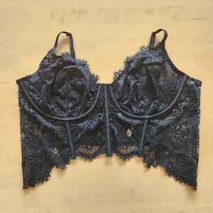 Giselle Lace Bustier 2X - NWOT